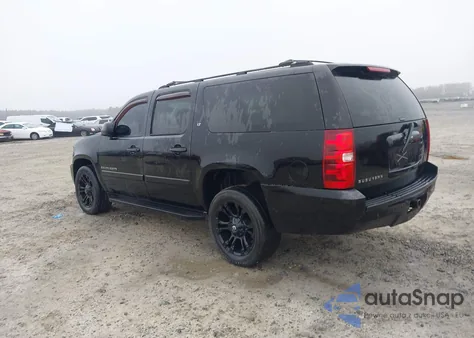 2007 Chevrolet Suburban 1500 Lt z USA, uszkodzony, nr VIN 3GNFK163X7G127623